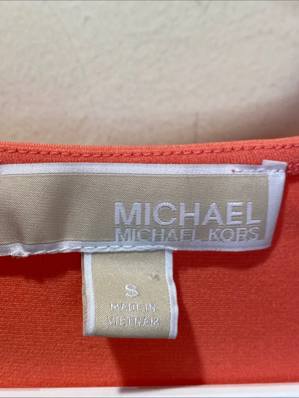 Michael Kors Coral Cutout Cold-Shoulder Short Sleeve Top Sz S
